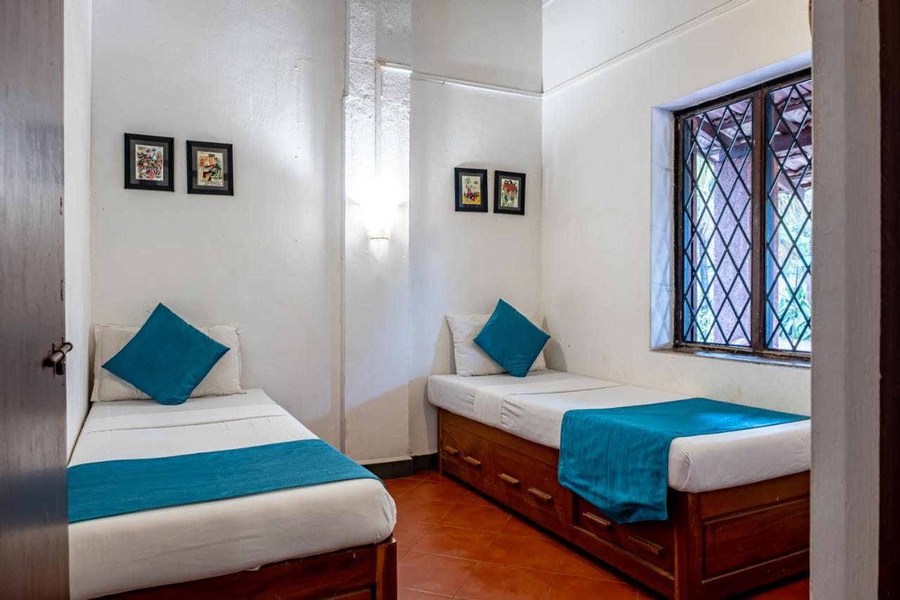 O Camarao Hotel Calangute Buitenkant foto