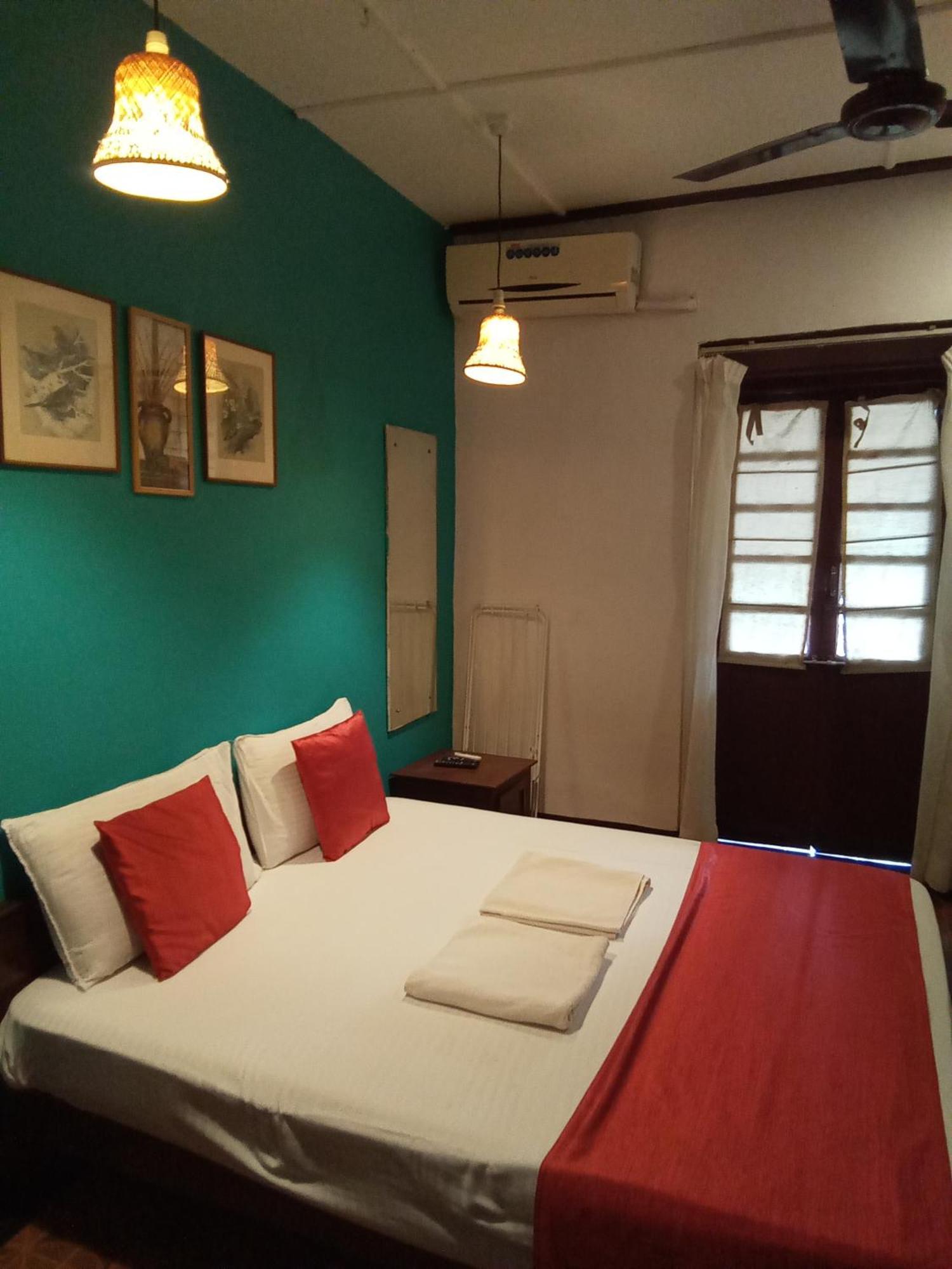 O Camarao Hotel Calangute Kamer foto